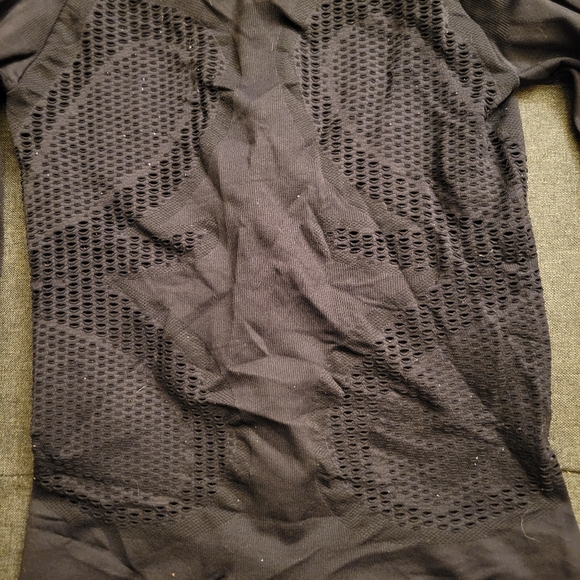Small Fabletics jacket - Picture 2 of 3